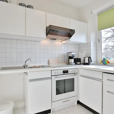 Haus Kastanienallee 3 5 * ティメンドルファー・シュトラント